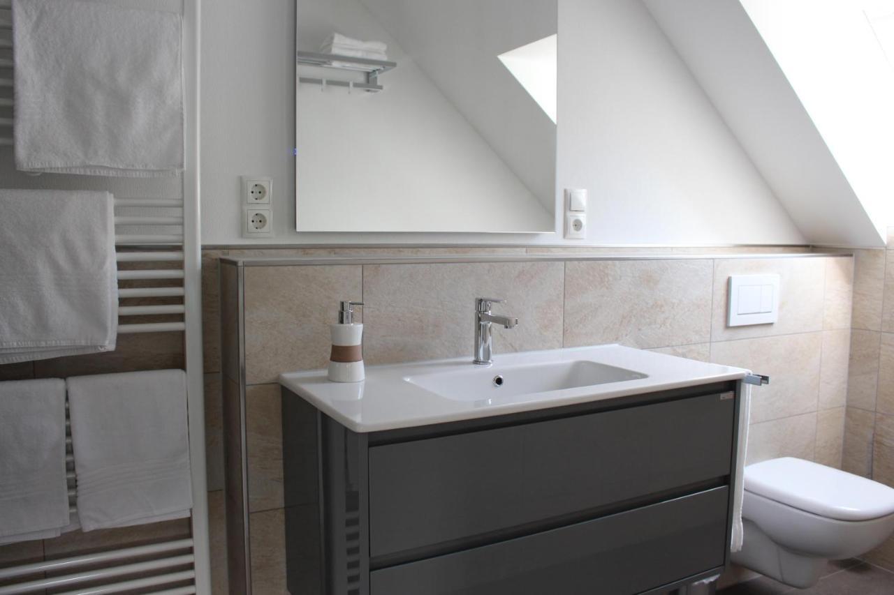 Ferienwohnung Hohe Acht 칼틴번 외부 사진
